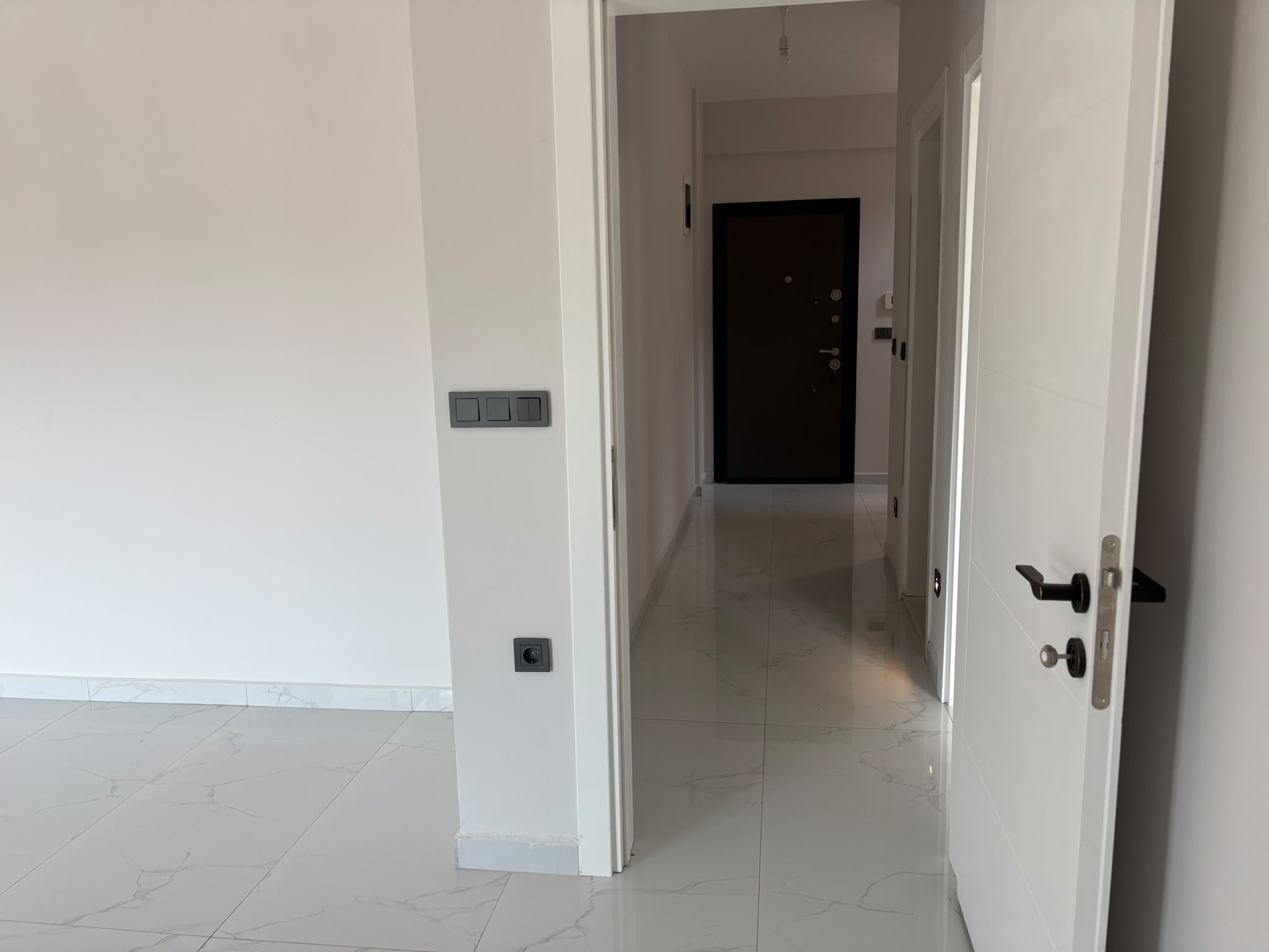 PAZARYERİ MAHALLESİNDE YENİ YAPI MUHTEŞEM DAİRE - 3